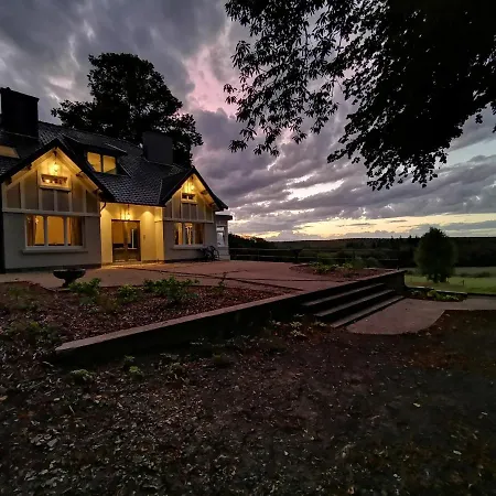 La Du Pre Du Cerf Bed & Breakfast *