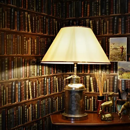 La Du Pre Du Cerf Bed & Breakfast 3*