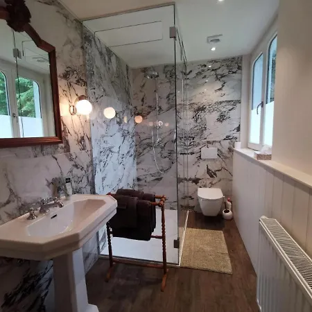 La Du Pre Du Cerf---------- Tarif Preferentiel 2 Nuits------- Bed & Breakfast